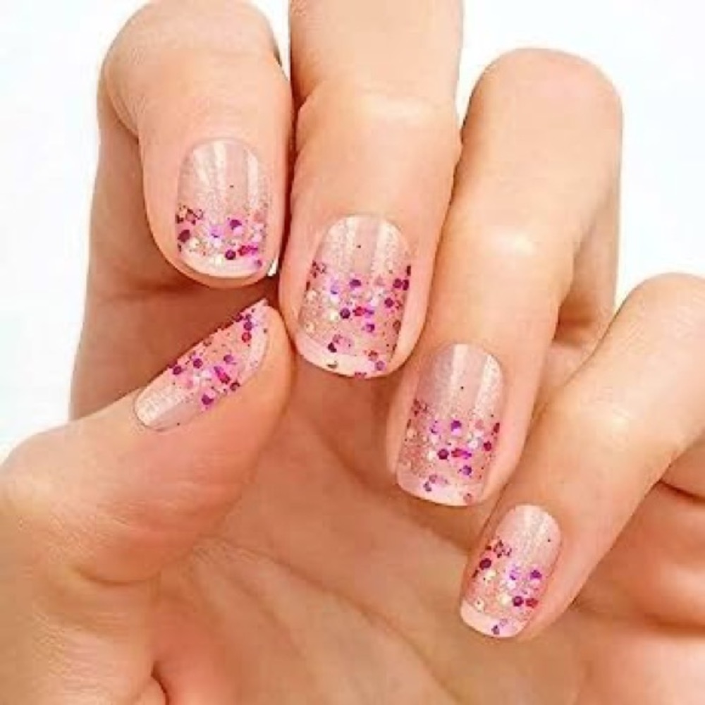 Color Street | Cannes-Fetti nail polish strips